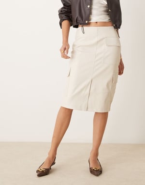 ASOS DESIGN läderlook fickkjol i krämfärg
