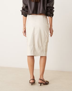ASOS DESIGN läderlook fickkjol i krämfärg