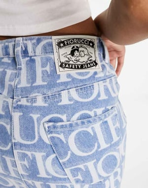 Fiorucci monogram denim minikjol i ljus vintage