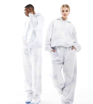 Weekday unisex co-ord joggers i drömsk blå batik exklusivt för ASOS