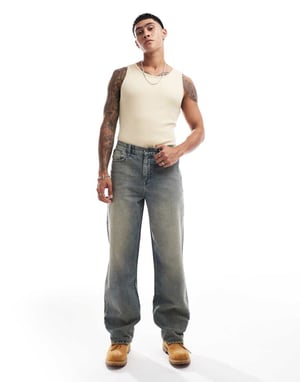 ASOS DESIGN baggyjeans med ton i ljus tvättblå