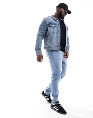 ASOS DESIGN skinny jeans i ljus tvättad blå