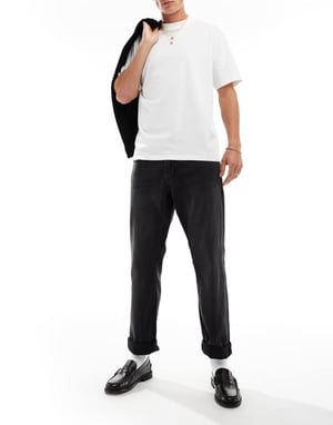 ONLY & SONS regular fit jeans i tvättad svart
