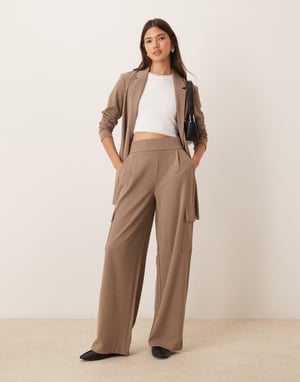 JDY sidofickor cargo byxor set i brunt