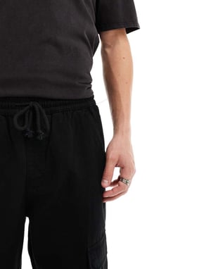 Guess Originals unisex cargobyxor i svart