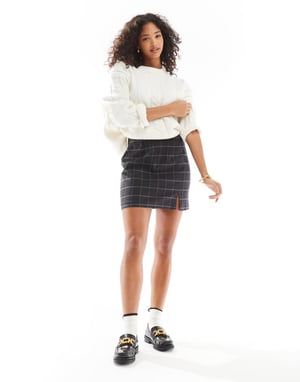 Object notch front tailored skirt in dark grey melange with windowpane check