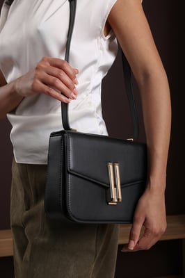 Where's That From Womens 'Delrio' Gold Clasp Cross Body Tofu Bag