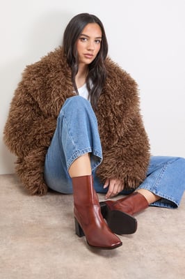Lauren Leather Block Mid Heel Chelsea Boot