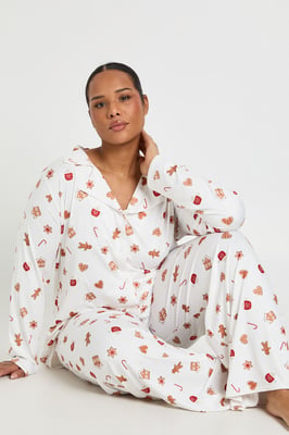 Plus Gingerbread Man Print Long Sleeve Shirt And Trousers Pyjama Set