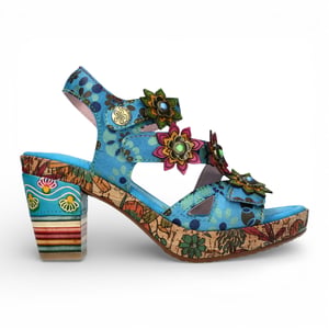 Laura Vita Marlene 12 damessandalen met sleehak, blauw met bloemenprint, van leer.