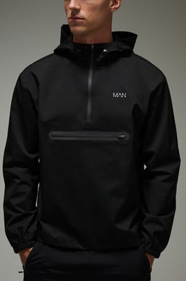 Man Active Regular Fit Half Zip Windbreaker