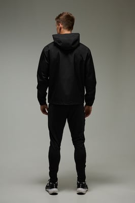 Man Active Regular Fit Half Zip Windbreaker