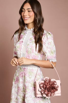 Ava Flower Detail Grab Bag