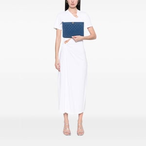Begagnad Medelstor Kviltad Kaviar Boy O-väska Clutch