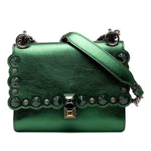 Pre-owned Small Leather Scalloped Kan I Crossbody