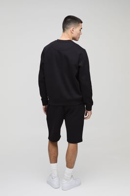 Loose Fit Mid Length Basic Shorts