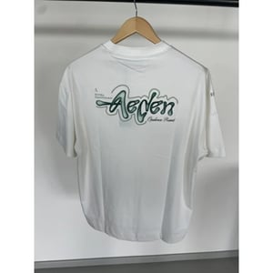 Aeden Worrel tee off