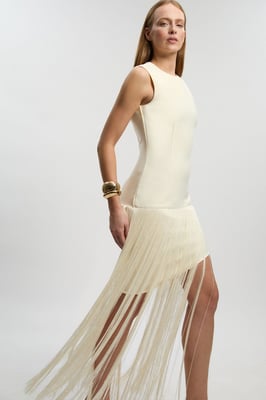 Figure Form Bandage Tassel Hem Knitted Dress