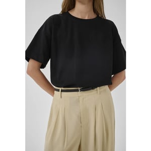 My Essential Wardrobe 10705413 apir t-shirt