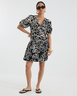 River Island Womens Mini Dress Petite Black Short Sleeve Floral