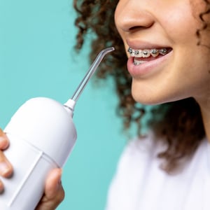 Spotlight Oral Care Water Flosser With Uv Steriliser & Water Flosser With Uv Steriliser Tips Duo