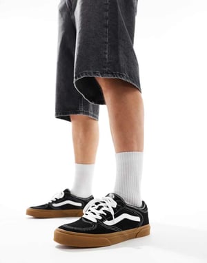 Vans Rowley-sneakers i svart och vitt med gummisula