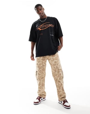 ASOS DESIGN extremt oversized t-shirt i svart med Monaco-brösttryck