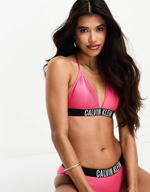 Calvin Klein intensiv kraft ribbad triangeltopp i ljusrosa