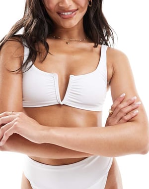 ASOS DESIGN Maya V-trådd crop bikiniöverdel i vitt
