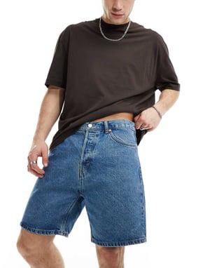Weekday Space avslappnade jeansshorts i 90-talsblå