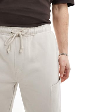 ASOS DESIGN tungvikts cargoshorts i beige