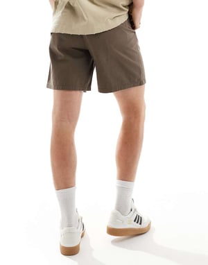 ASOS DESIGN chinoshort i brun