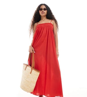 ASOS DESIGN Petite trapezmaxiklänning i röd för stranden
