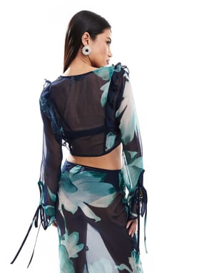 ASOS DESIGN chiffon cropped topp set i blå abstrakt blommönster