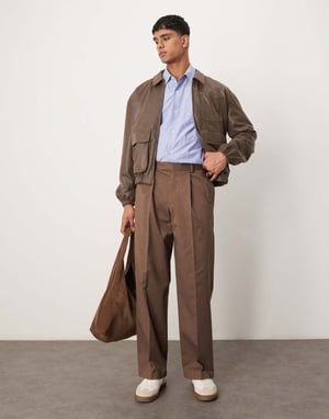 ASOS DESIGN smarta premium byxor med vida ben och dubbel veck i brunt