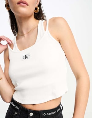 Calvin Klein Jeans märke ribbad dubbel lager linne i vitt