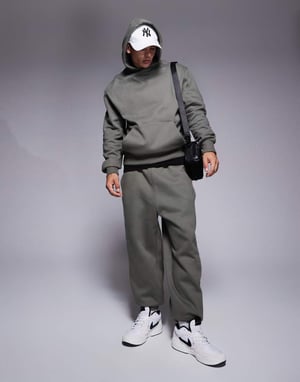 ASOS DESIGN premium tung oversized joggers 400gsm i khaki