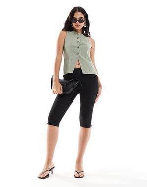 ASOS DESIGN högkrage väst i khaki