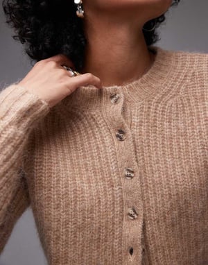 Topshop premium stickad crew fluffig alpacka cardigan i havre