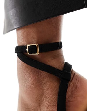 ASOS DESIGN Paige hög klack i svart