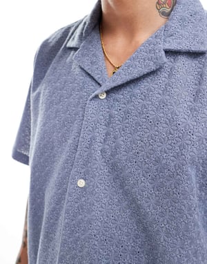 Abercrombie & Fitch kortärmad beskuren oversized blus med spets i ljusblå