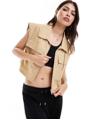 Tommy Jeans kortärmad arbetsjacka i sand
