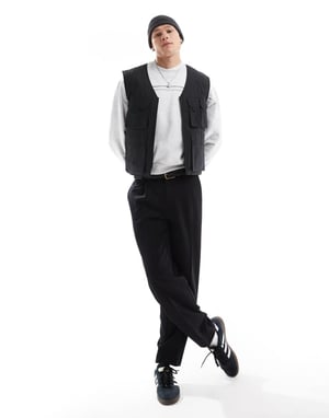 ASOS DESIGN utility väst i svart