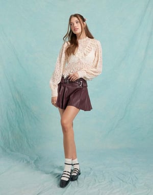 Miss Selfridge spets Victoriana-blus i rosa