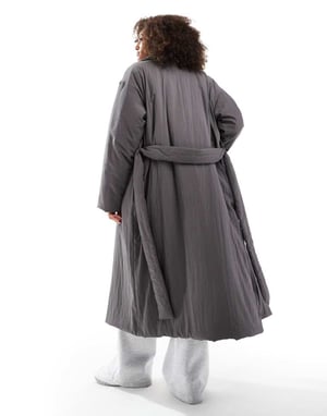 ASOS DESIGN ren lång pufferjacka i kolsvart