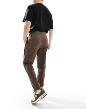 ASOS DESIGN smart tapered fit premiumbyxor i brunt