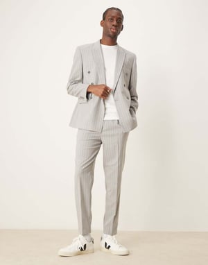 ASOS DESIGN tapered kostymbyxor i grått randigt mönster