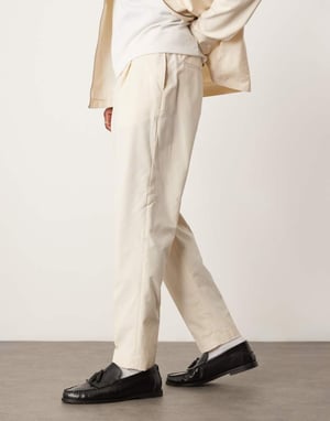 ASOS DESIGN smart samordnade tapered byxor i krämfärgat med elastisk midja