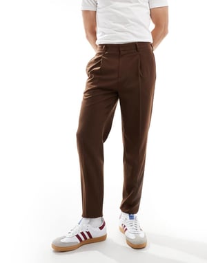 ASOS DESIGN smart tapered joggingbyxor i brunt