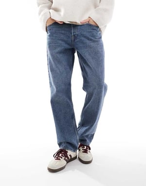 ONLY & SONS raka jeans i medelblå tvätt